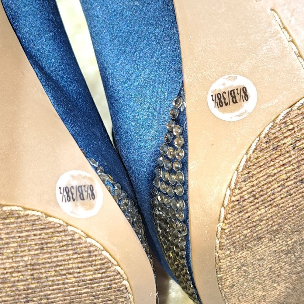 NWOB Vince Camuto Women's Grady Pump High Heel Ocean Blue & Gold Goddess - Picture 9 of 12